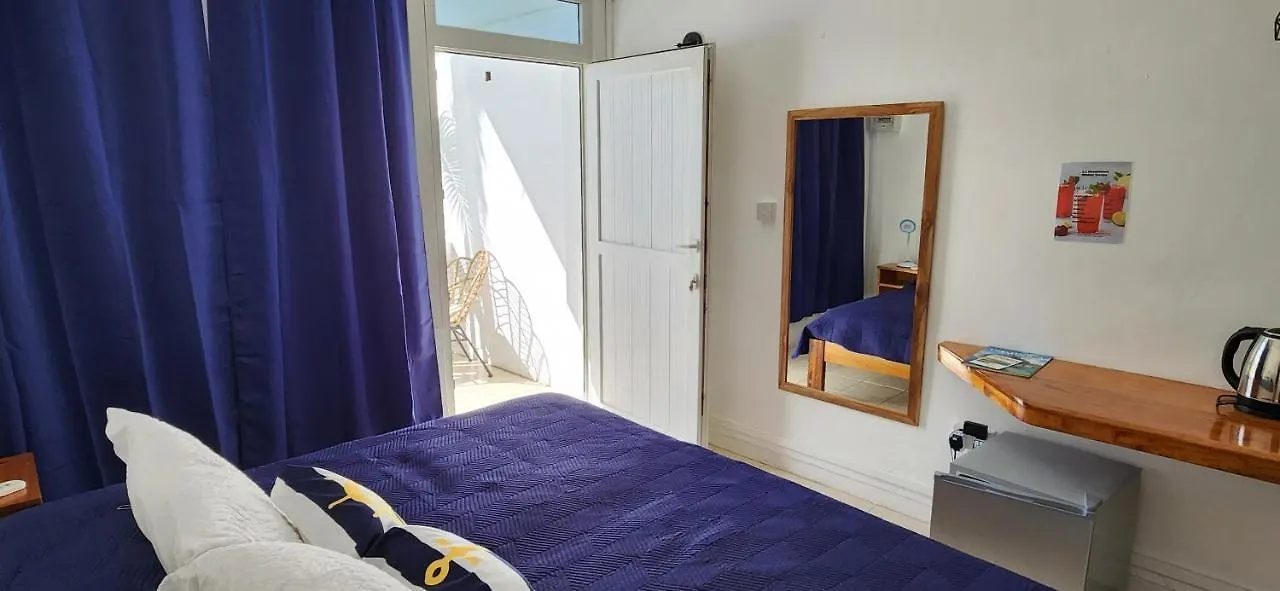 Hotel Oemanagement Rooms Roseau